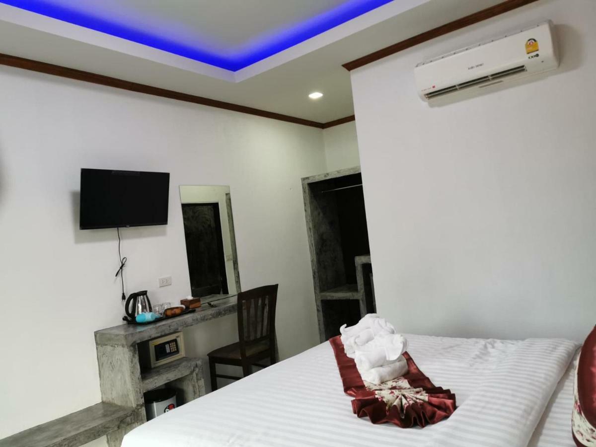 Laila​ Place Hotel Ko Lanta Exterior foto
