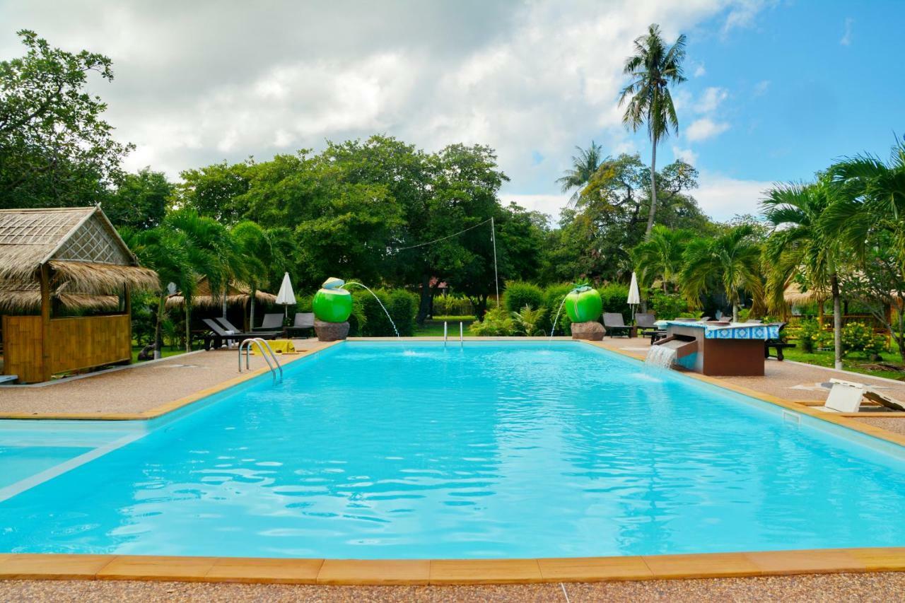 Laila​ Place Hotel Ko Lanta Exterior foto